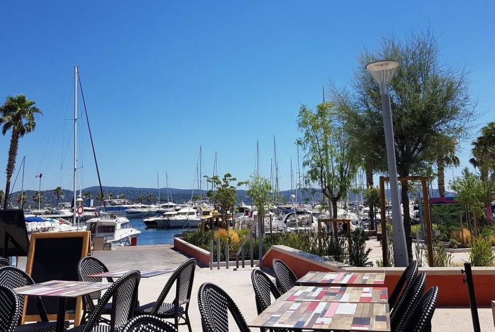 restaurant bord de mer à Cavalaire-sur-Mer